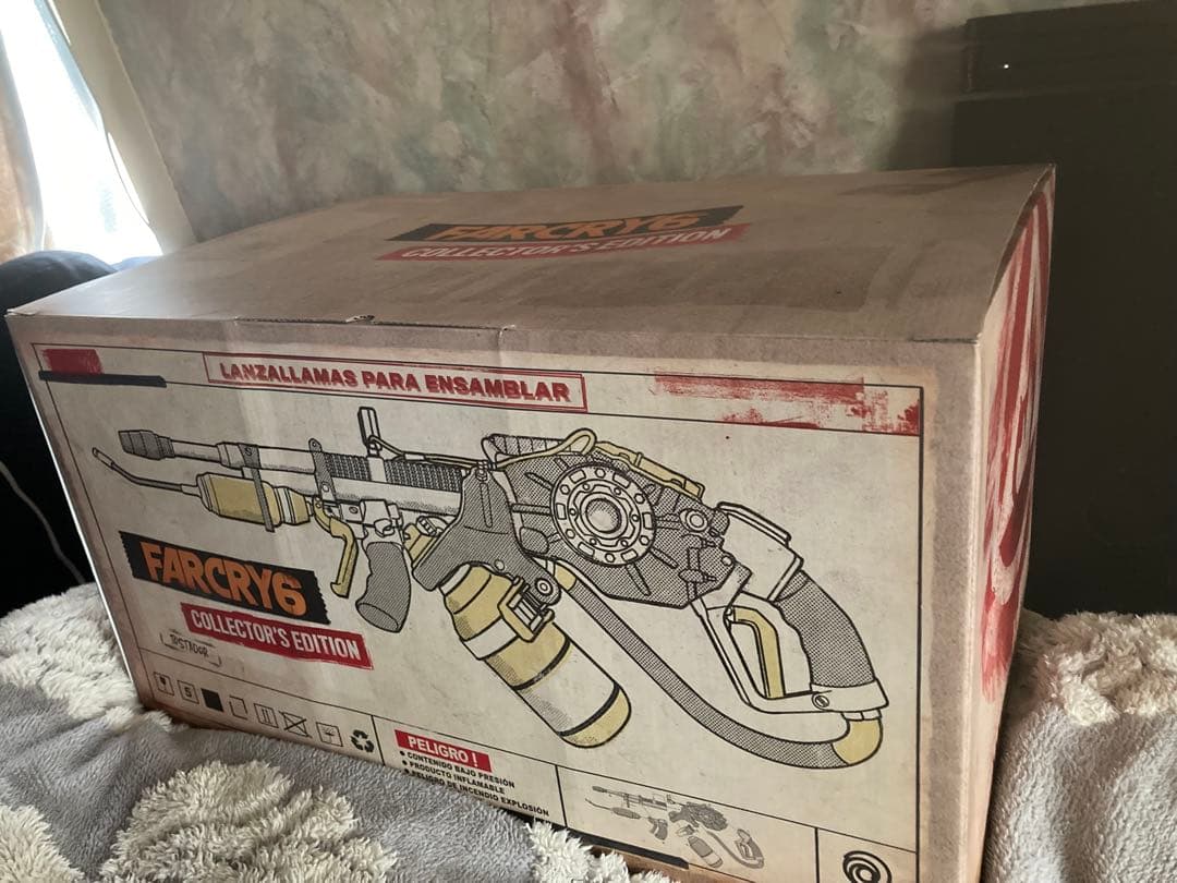 ファークライ6 原寸大レプリカ火炎放射器