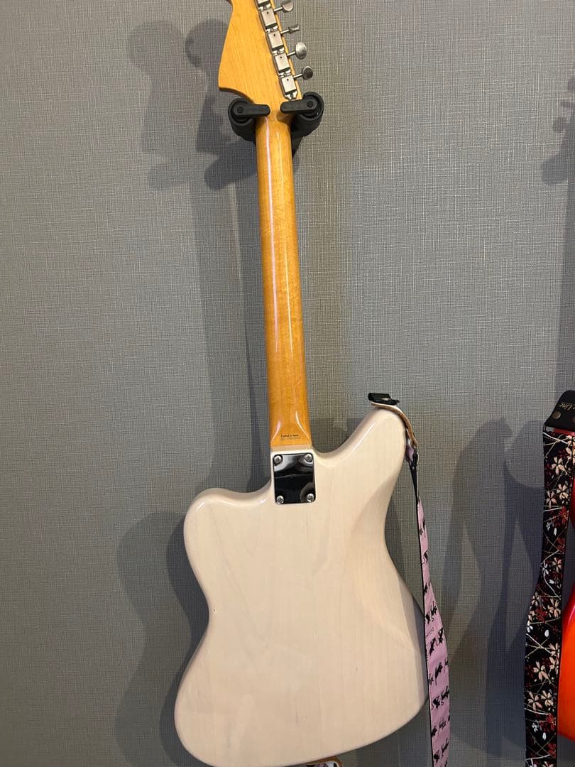 qanuta　フェンダージャガー　2ハム　Mod jaguar