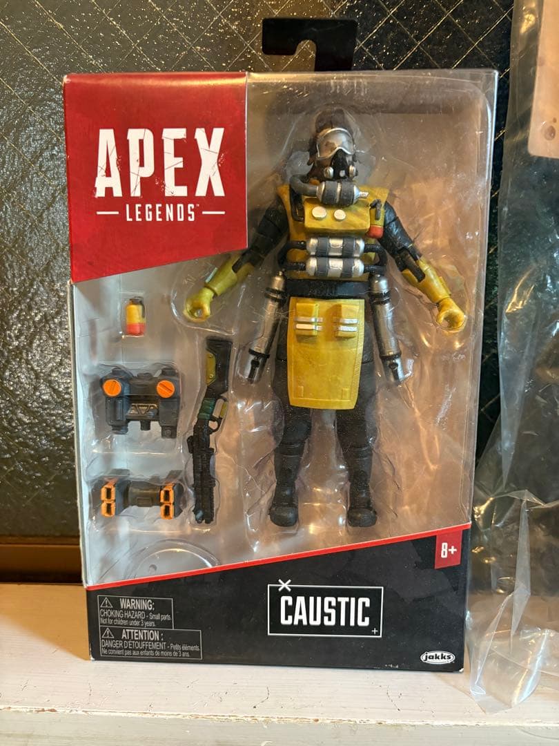 APEX LEGENDS Caustic & Revenant フィギュアセット