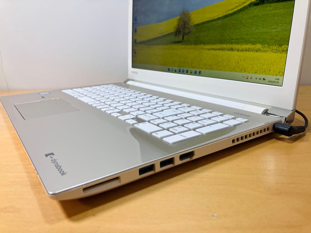 ノートパソコン　高性能　COREi3/SSD256/メモリ8/カメラ/オフィス