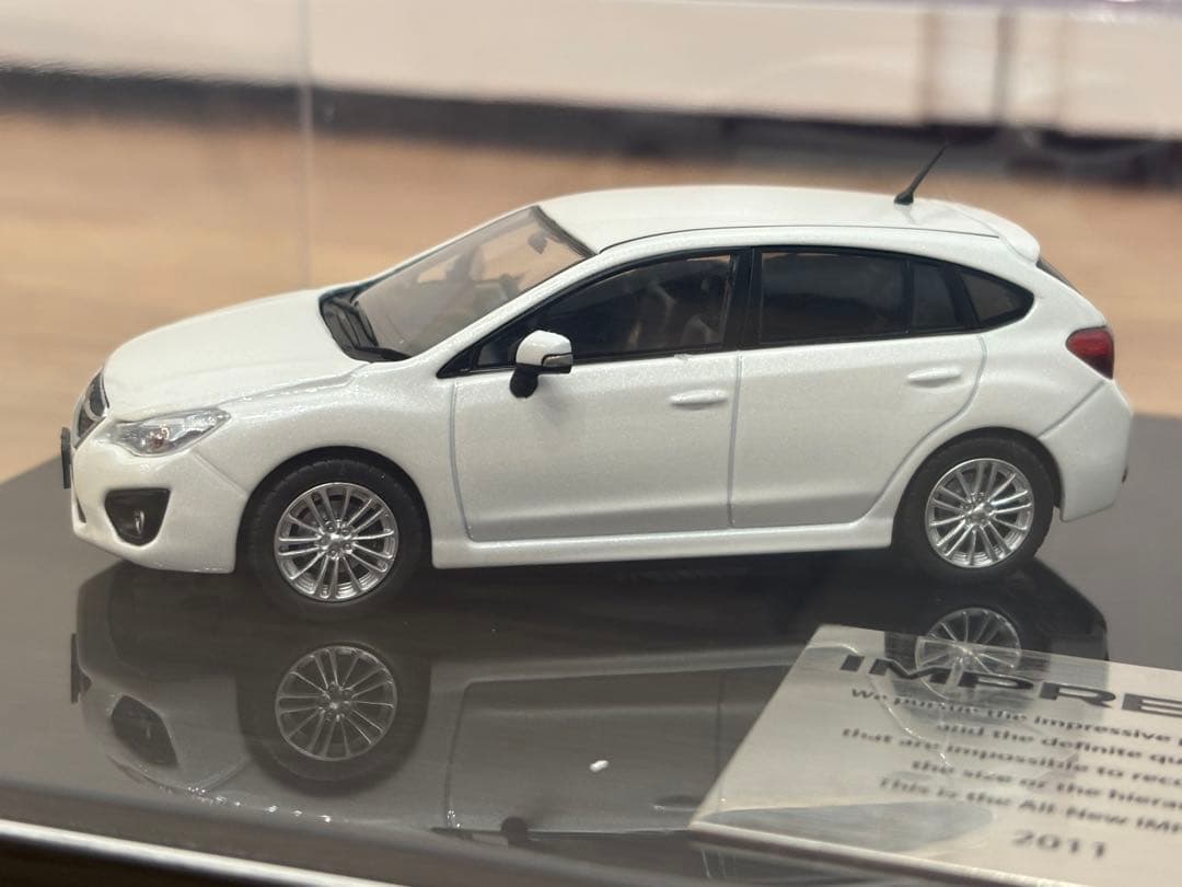 非売品　SUBARU 成約記念品 スバルインプレッサ　1/43 ミニカー