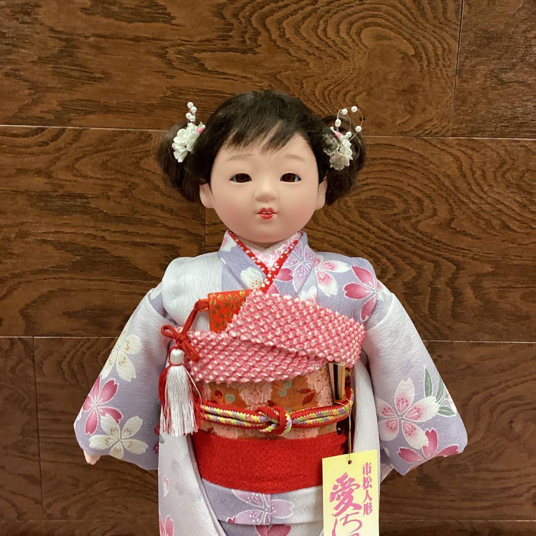 市松人形　愛ちゃん　8号サイズ　ケース付き　東玉