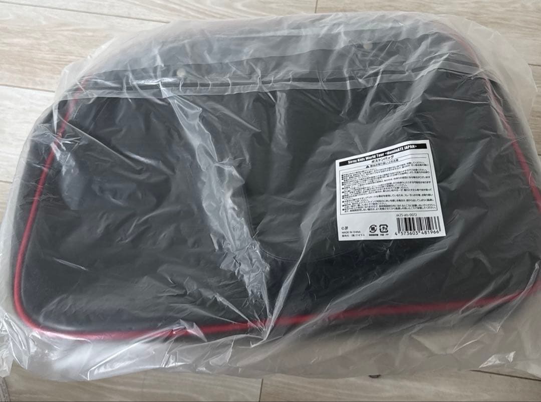 ストレイキッズ straykids スキズ dominATE ボストンバッグ