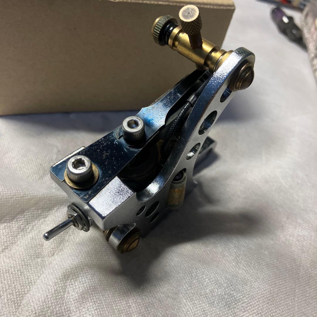 ￼タトゥーマシンRUSHIRON