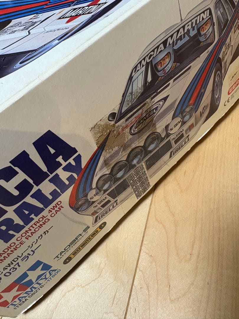 タミヤ1/10ラジコンキット　ランチア037ラリー