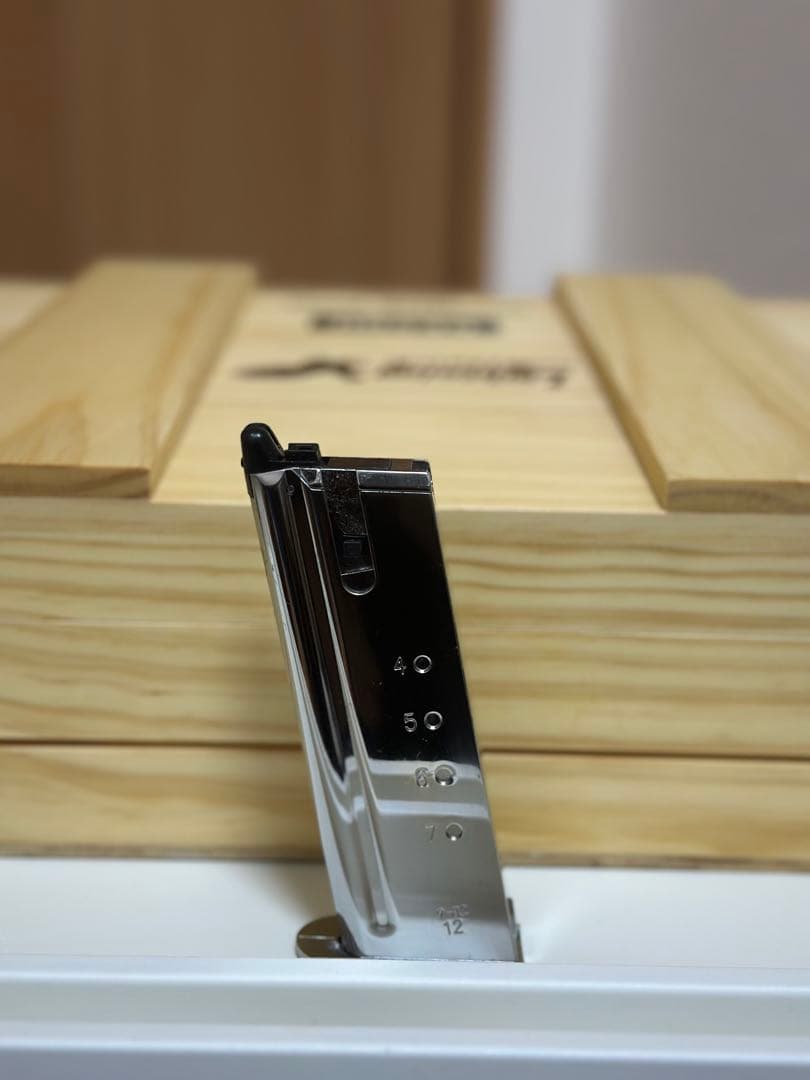 東京マルイ ライトニングホーク バイオハザードRE2