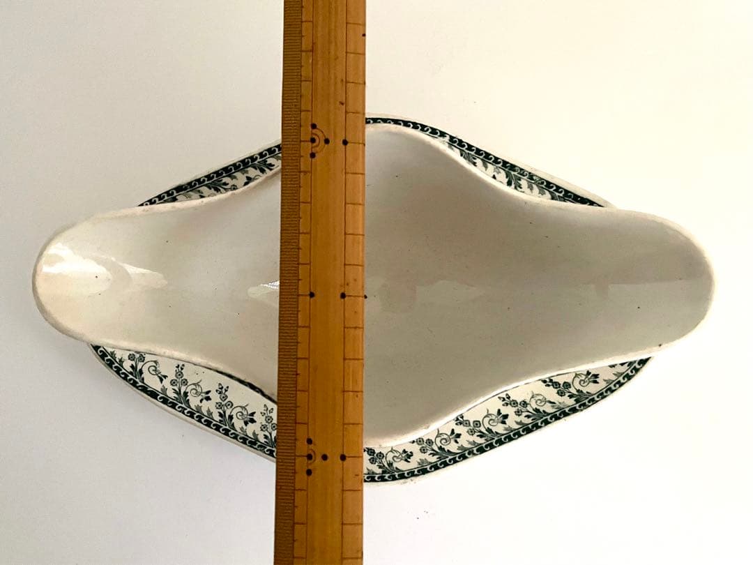 フランス　アンティーク　フリルエッジのソーシエール