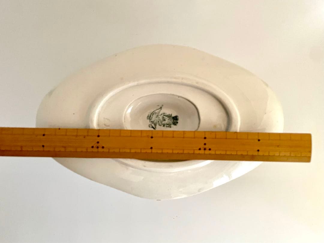 フランス　アンティーク　フリルエッジのソーシエール