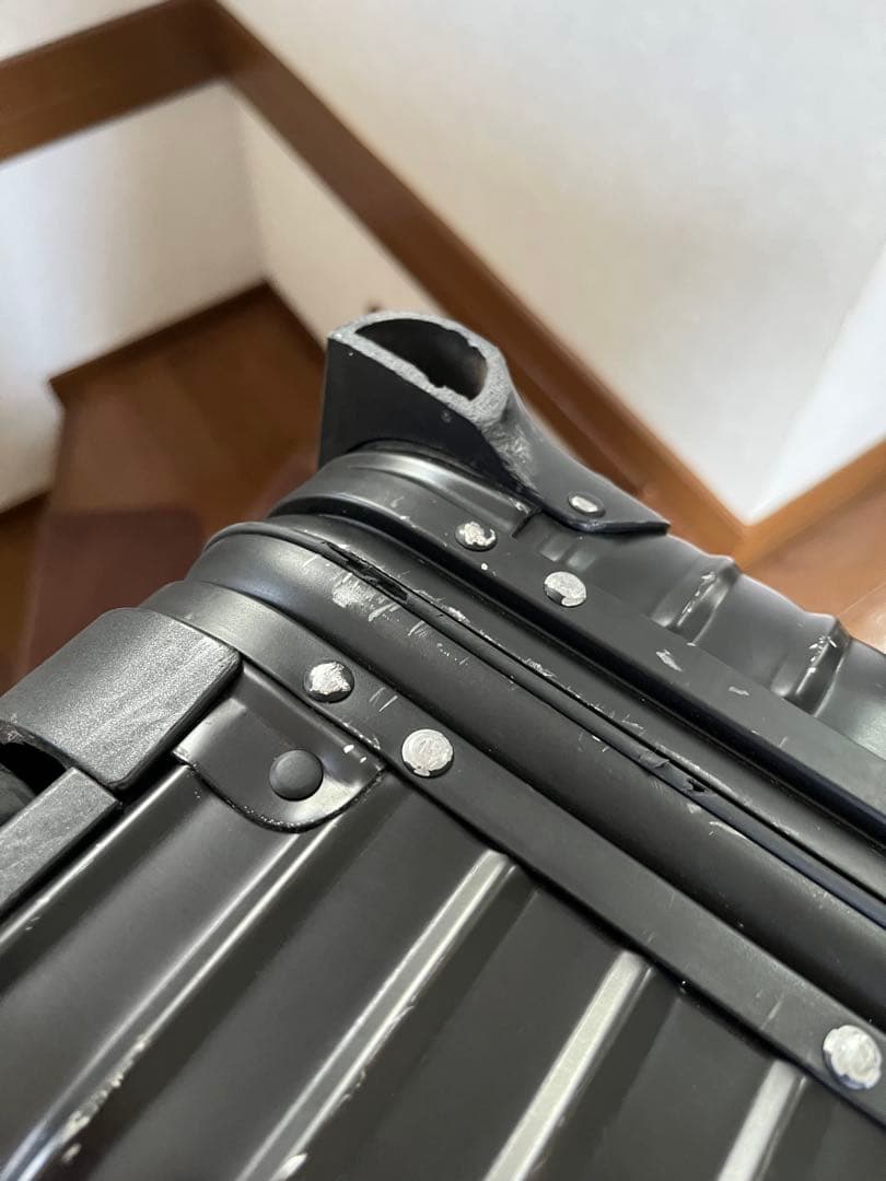 RIMOWAリモワ キャビン トローリー イアタ アルミニウムブラック2輪