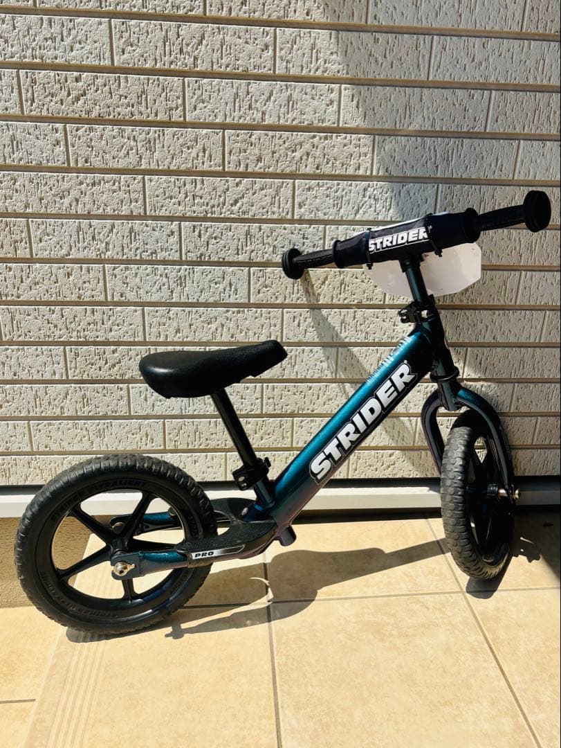 STRIDER PRO メタリックアクア(箱と携帯用のバンド付き♪)