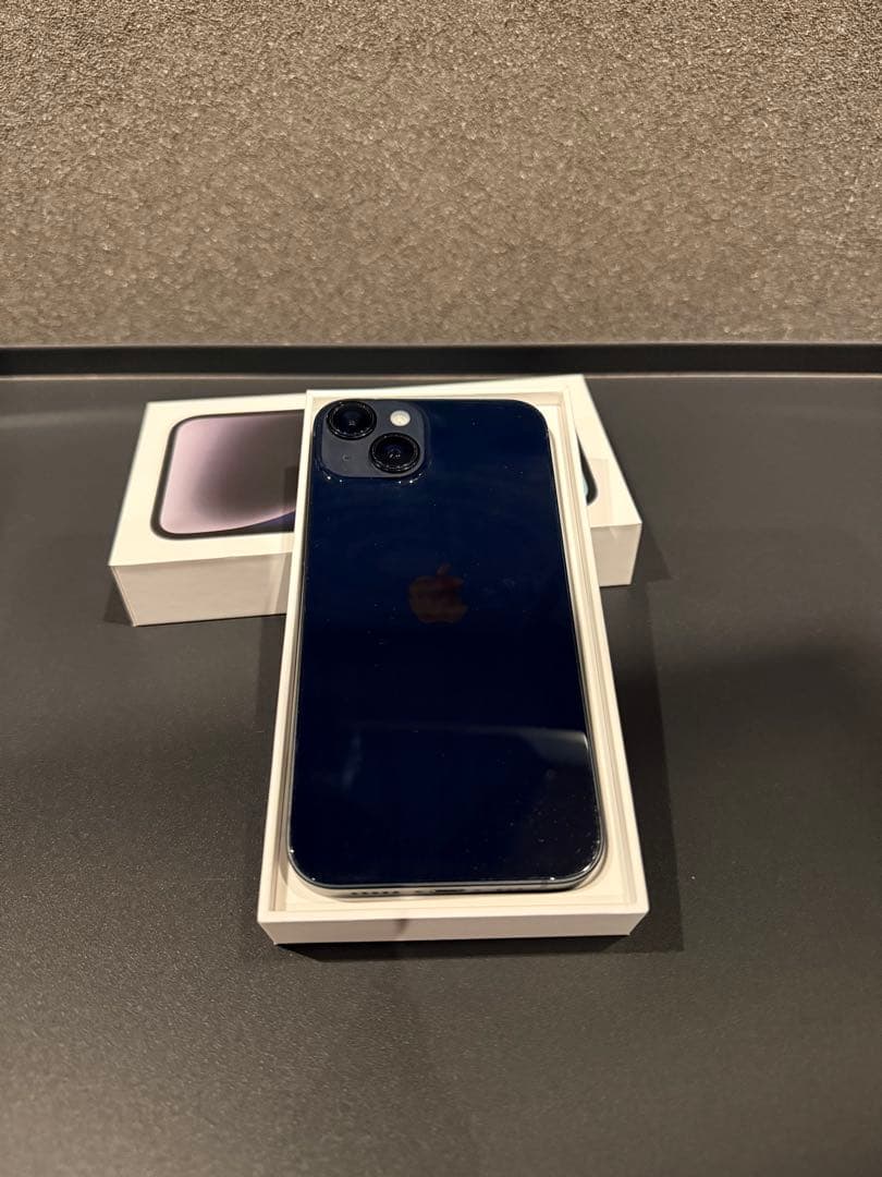 Apple iPhone 14 ミッドナイト本体