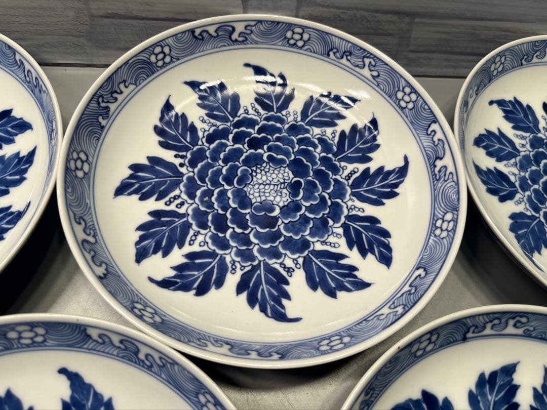 古伊万里　牡丹　染付皿　五枚　上がり良好！