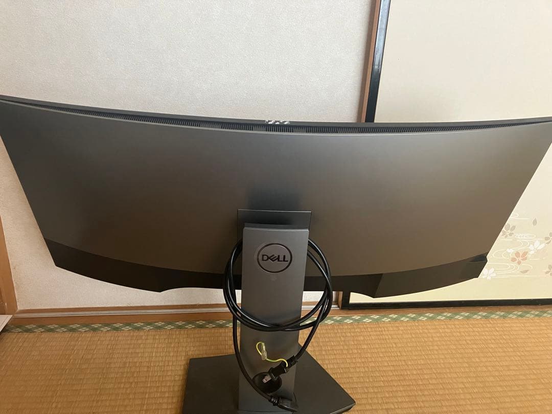 デル　37.5インチ 曲面モニター