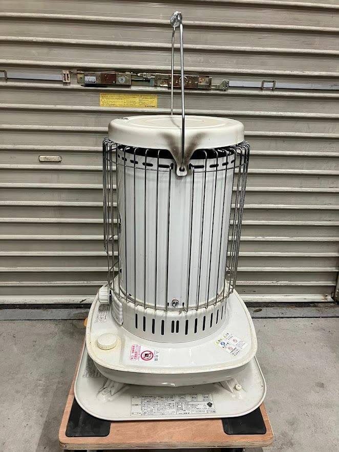 コロナ　石油ストーブ　SL-66F　２０１３年製　タンク容量７．０ℓ