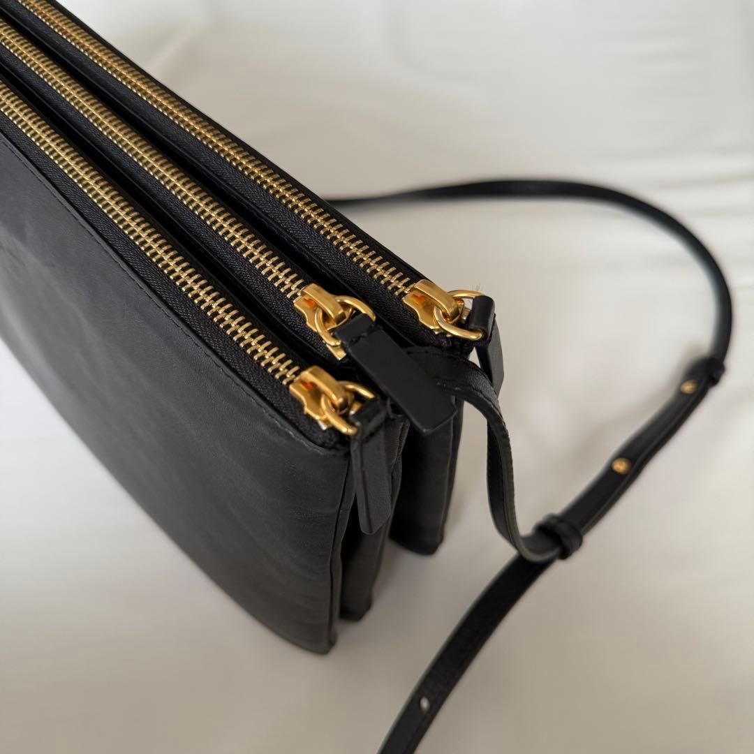 CELINE ラージトリオ ショルダーバック