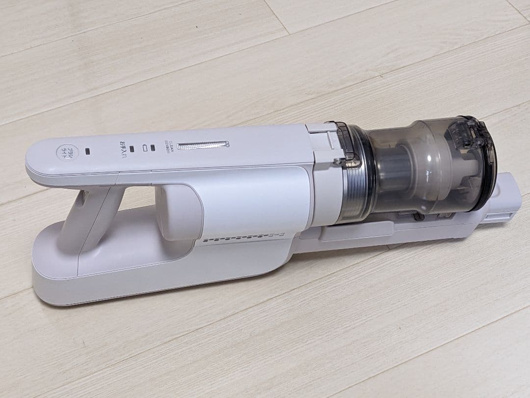 Panasonic コードレス掃除機 MC‐VKS8200 2021年製