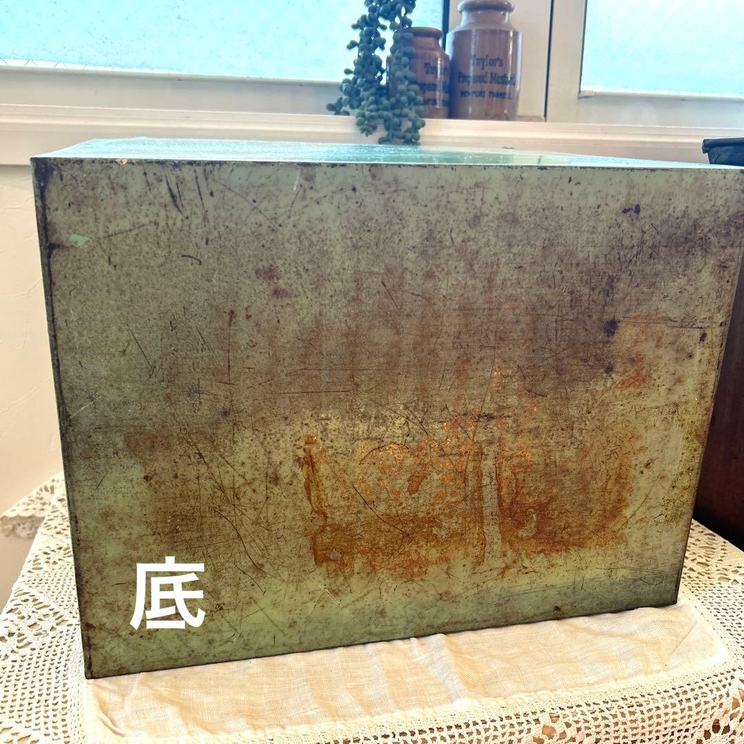 イギリスアンティーク　ブレッドケース