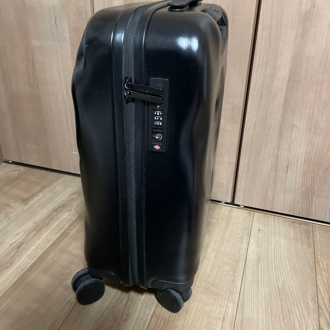 【機内持込可】クラッシュバゲージ　ブラック　Sサイズ