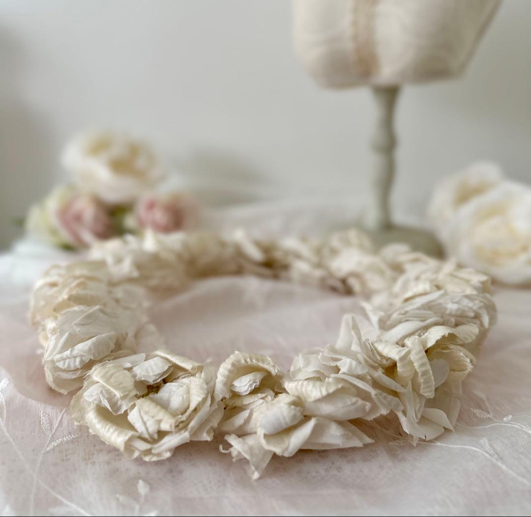 アンティーク　シルク布花ティアラ　花冠　グローブドマリエ