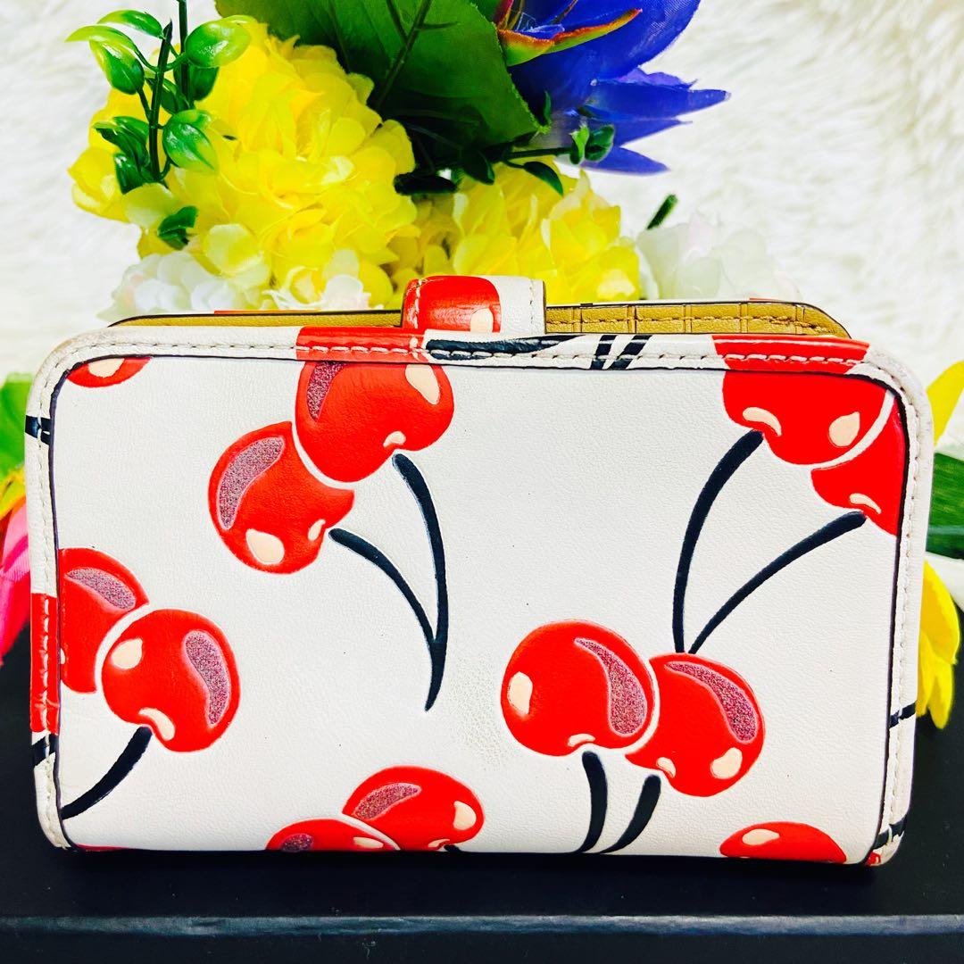 COACH✨コーチ✨財布✨チェリー✨タビー✨ウォレット✨ラメ✨さくらんぼ✨本革