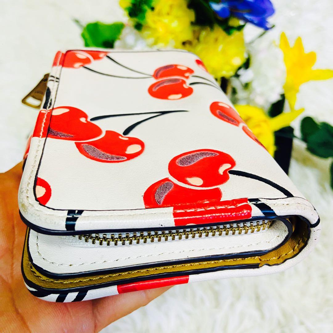 COACH✨コーチ✨財布✨チェリー✨タビー✨ウォレット✨ラメ✨さくらんぼ✨本革