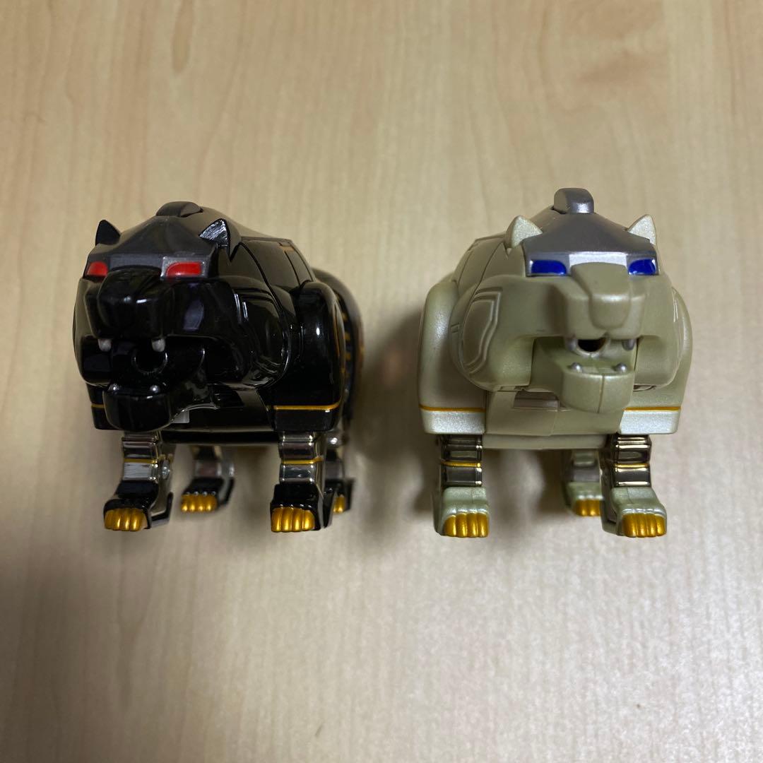 ねコネコ　出品中