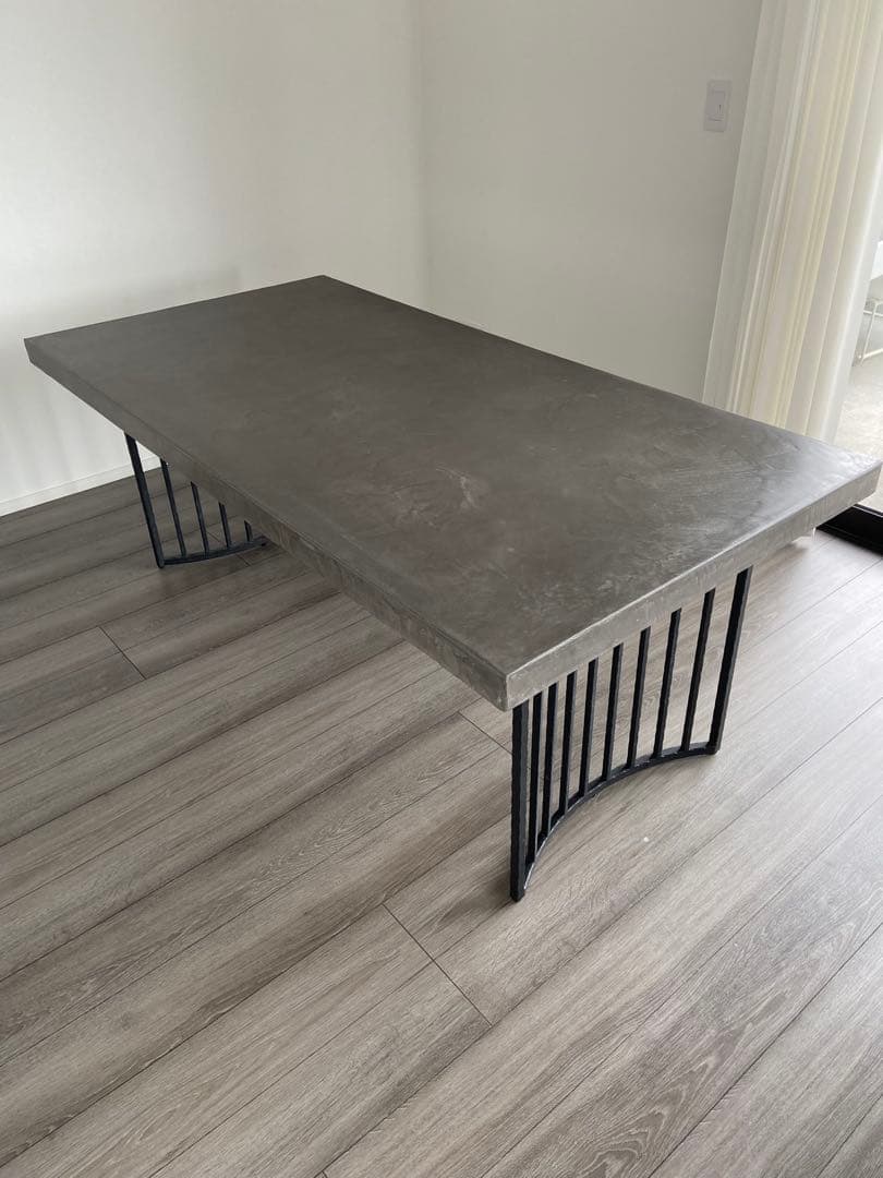 〈土日限り値下げ〉ラフィンゲート　モールテックス　ダイニングテーブル