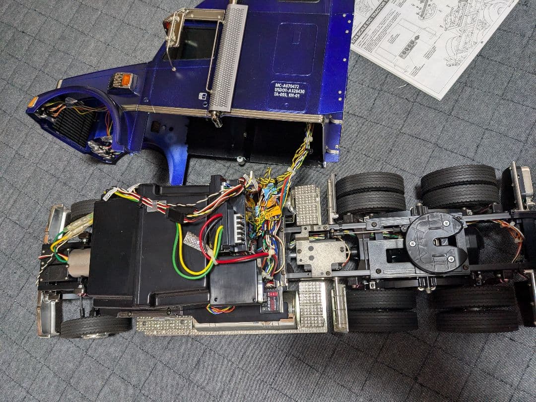 ユーワン　1/14 タミヤRC ナイトハウラー　フルオペレーション