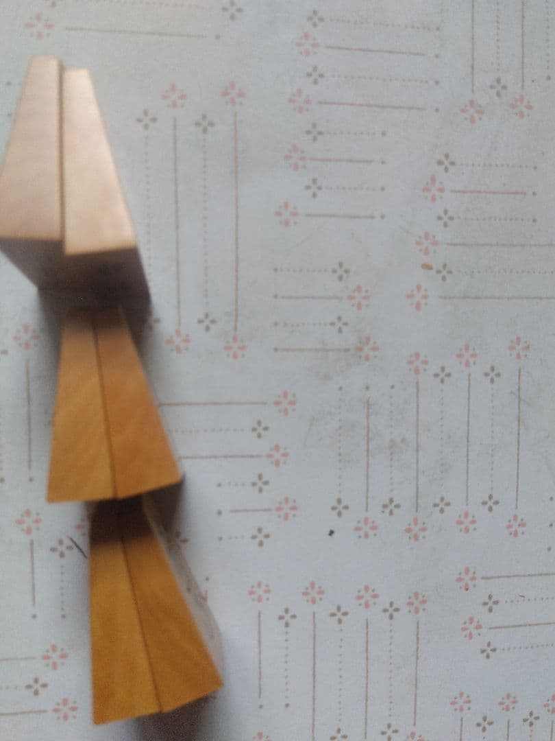 将棋駒彫り埋め一舟作錦旗の書体