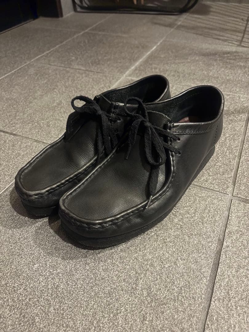 Clarks ブラック wallabee