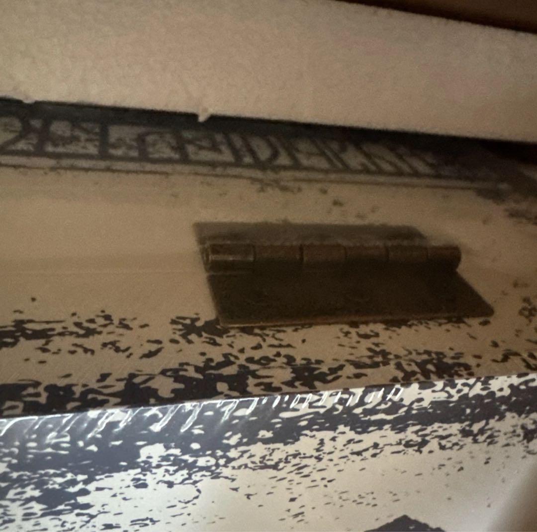 【全世界6000個限定 】ディズニー アソーカ・タノ レガシー ライトセーバー