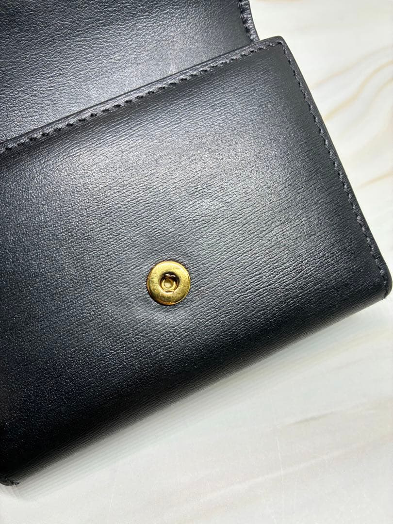 CELINE トリオンフ シャイニーカーフスキン コンパクトウォレット ブラック