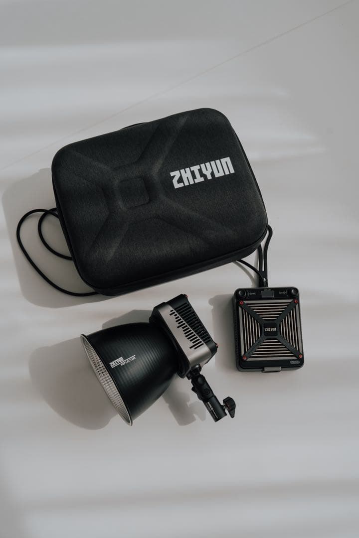 ZHIYUN MOLUS G200 収納ケース付き