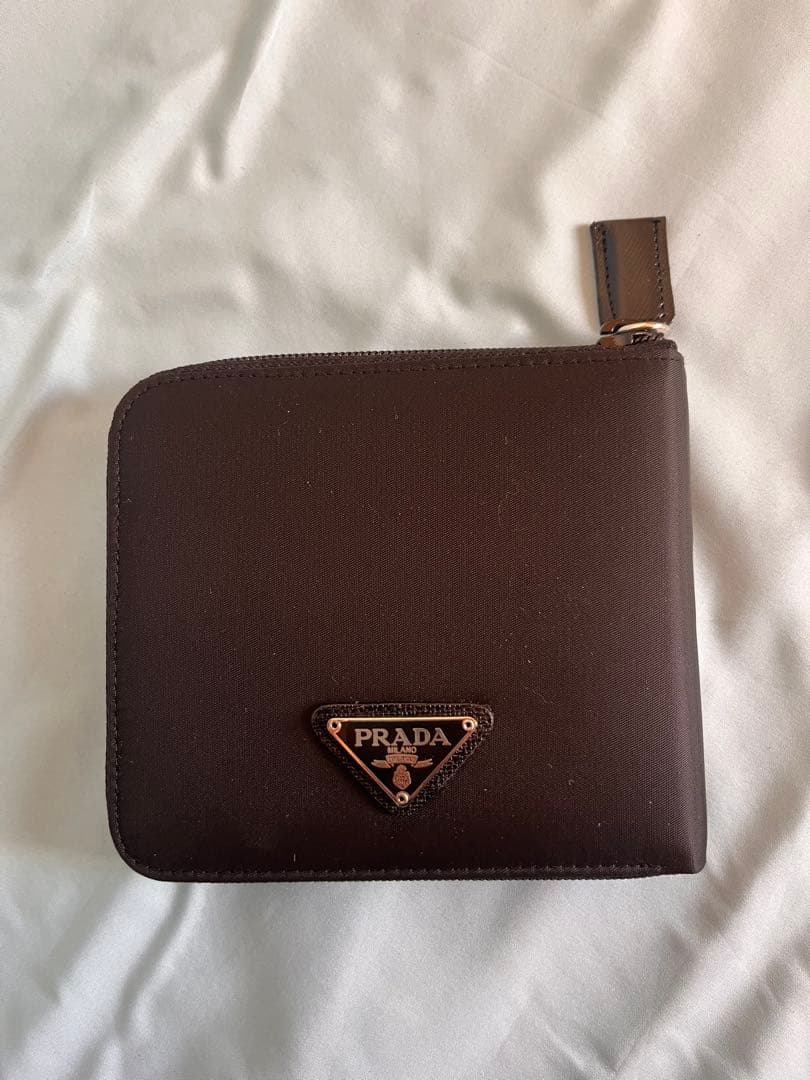 PRADA プラダ ナイロン 二つ折り財布 MV1 VELA NERO 未使用品