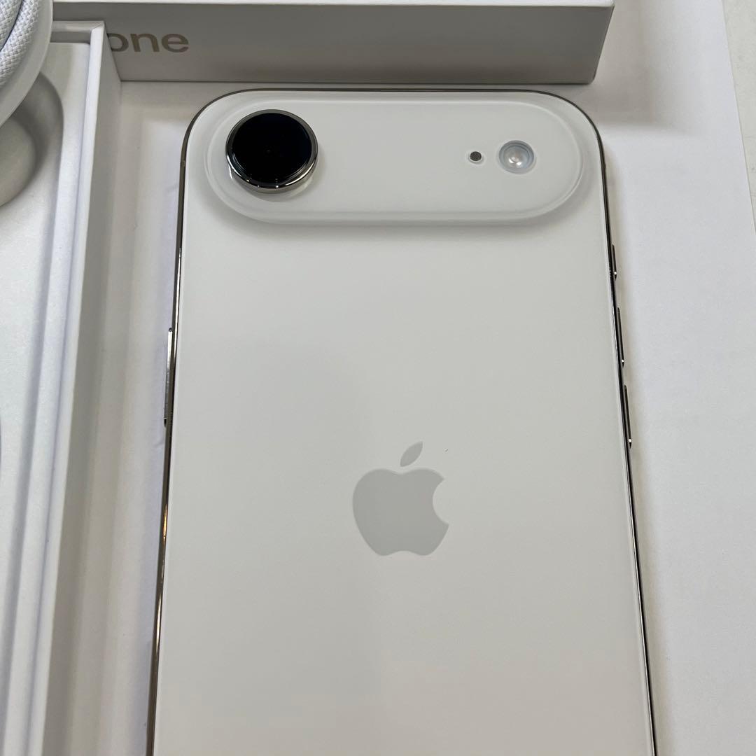 iPhone17air 256gb simフリー　新品未開封　ライトゴールド
