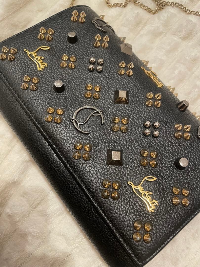 ルブタン　ショルダーバッグ