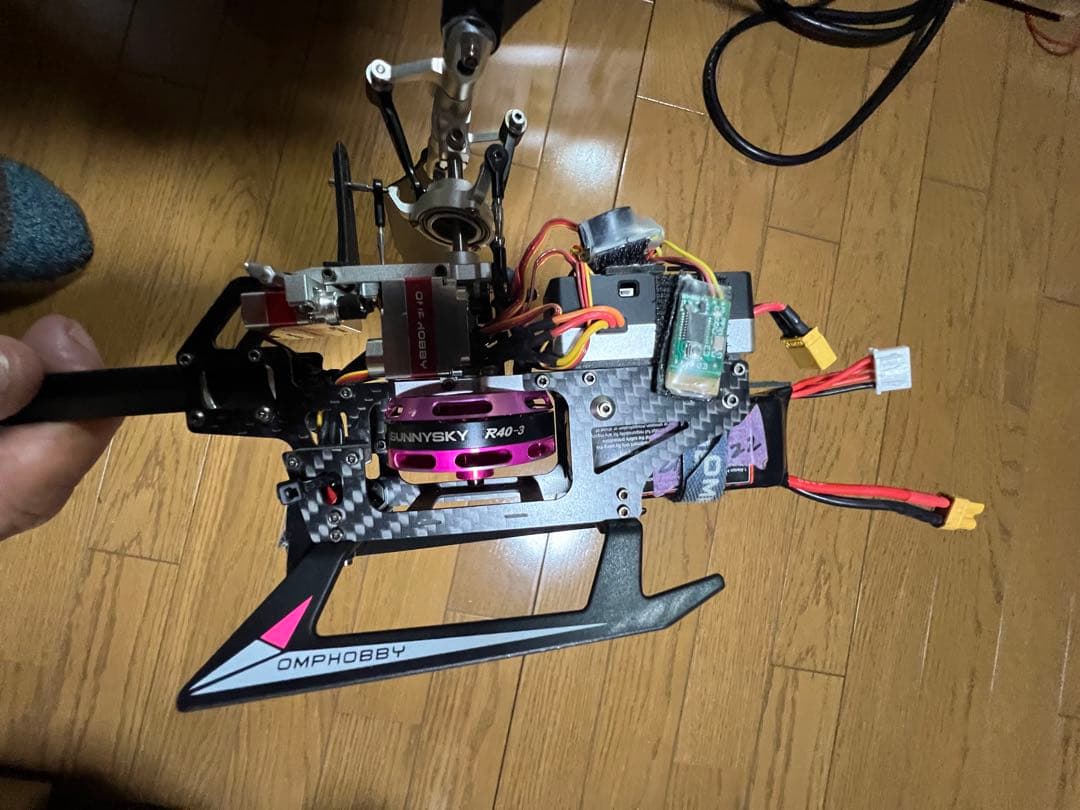 m2です、墜落はしましたけど全て変えました今日は、調整だけ８飛行して快調