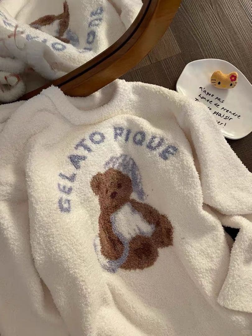 【新品未使用】テディベア柄　ルームウェア セット ホワイト