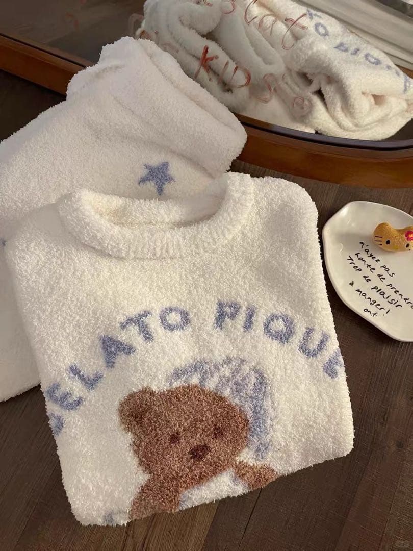 【新品未使用】テディベア柄　ルームウェア セット ホワイト