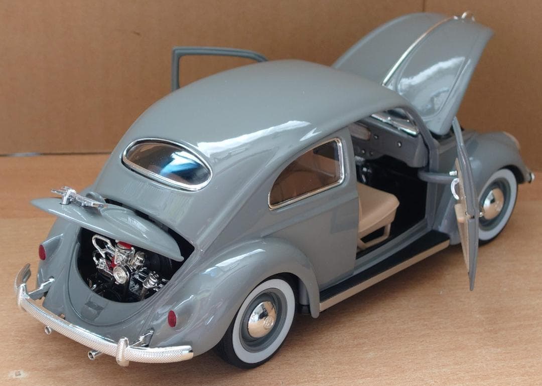 1/18 フォルクスワーゲン ビートル グレー VW BEETLE 1955