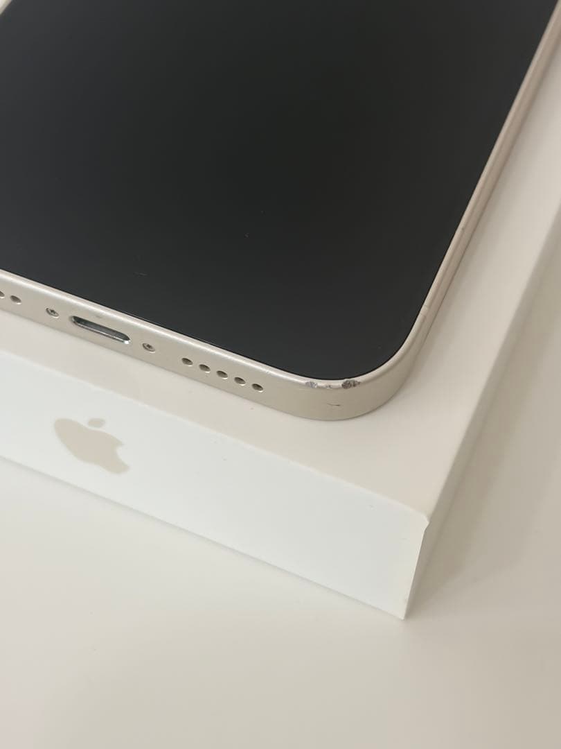 Apple iPhone 14 ホワイト 本体