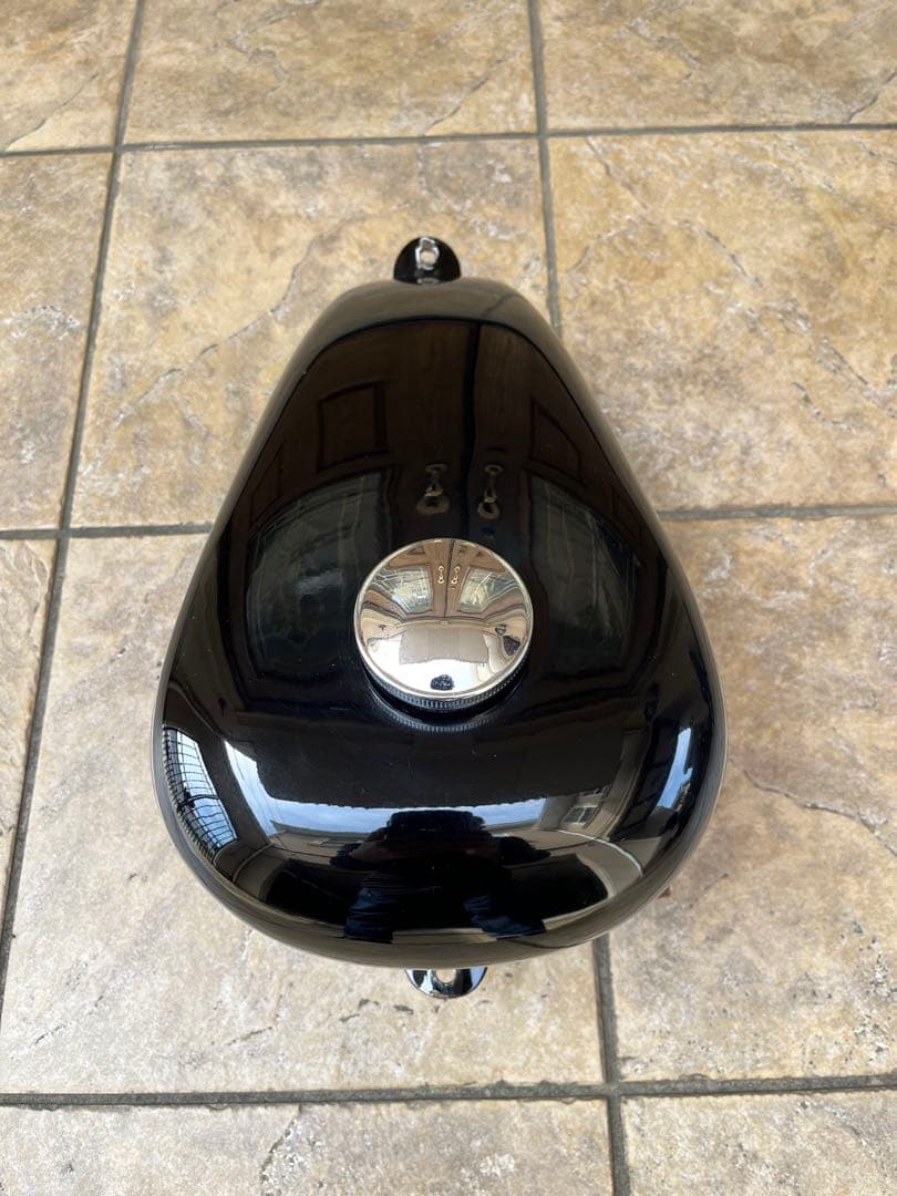 スポーツスター　タンク　チョッパー　ショベル　パン　ナックル　ピンスト