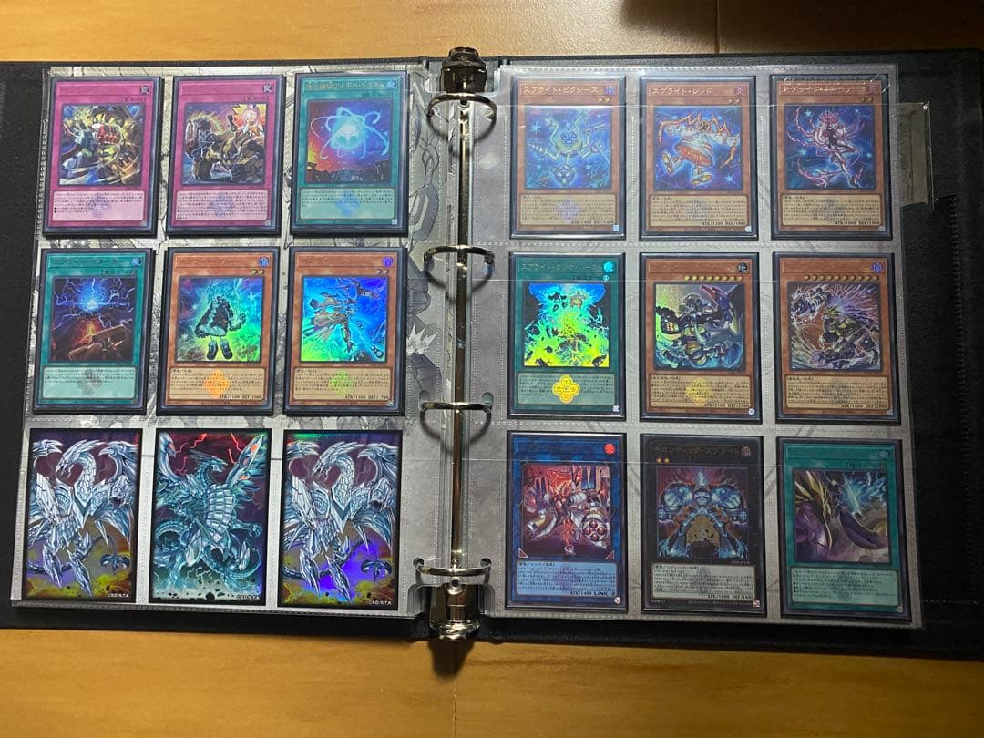 遊戯王　白の物語コンプリートファイル　全２０２枚　　　二重スリーブファイリング済