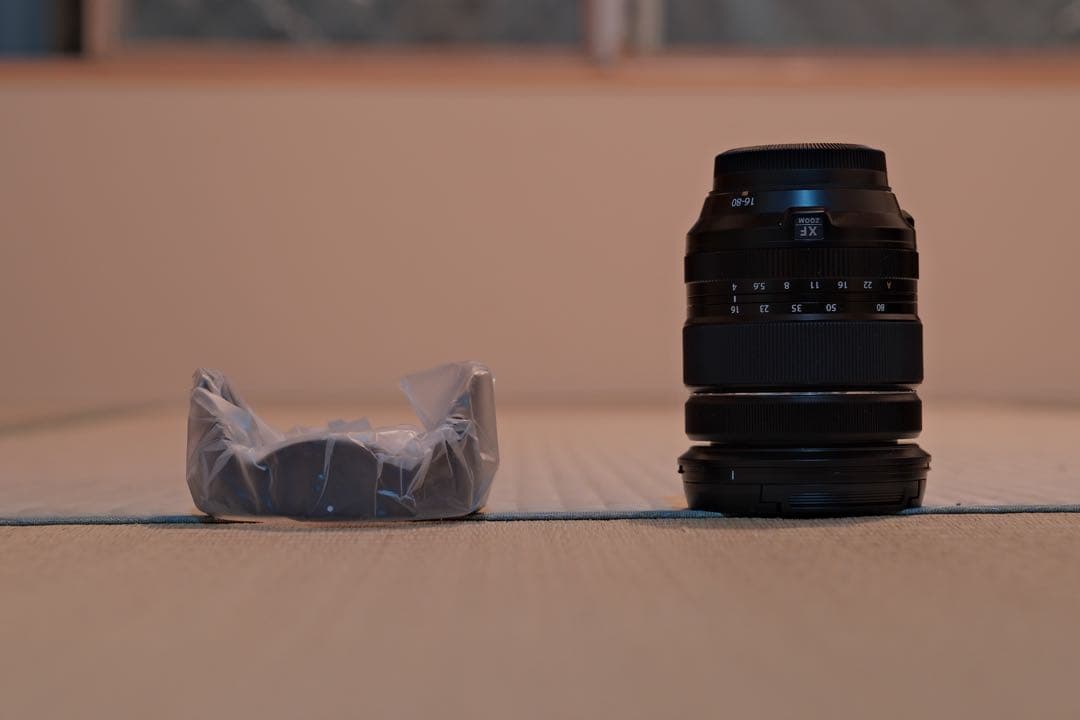 FUJI FILM XF16-80F4 R OIS WR フード付高倍率ズーム