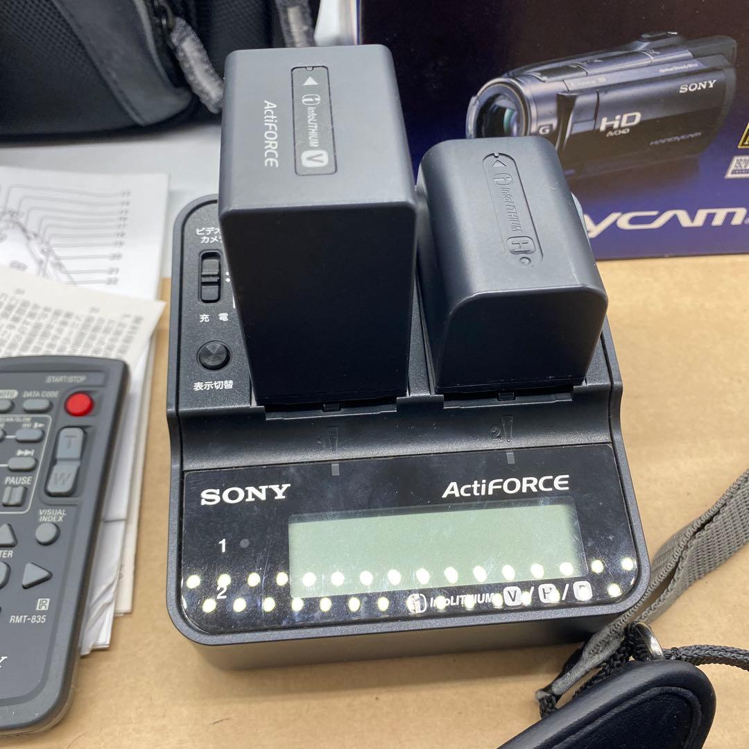 Sony HDR-XR520V フルハイビジョンハンディカムとアクセサリー一式