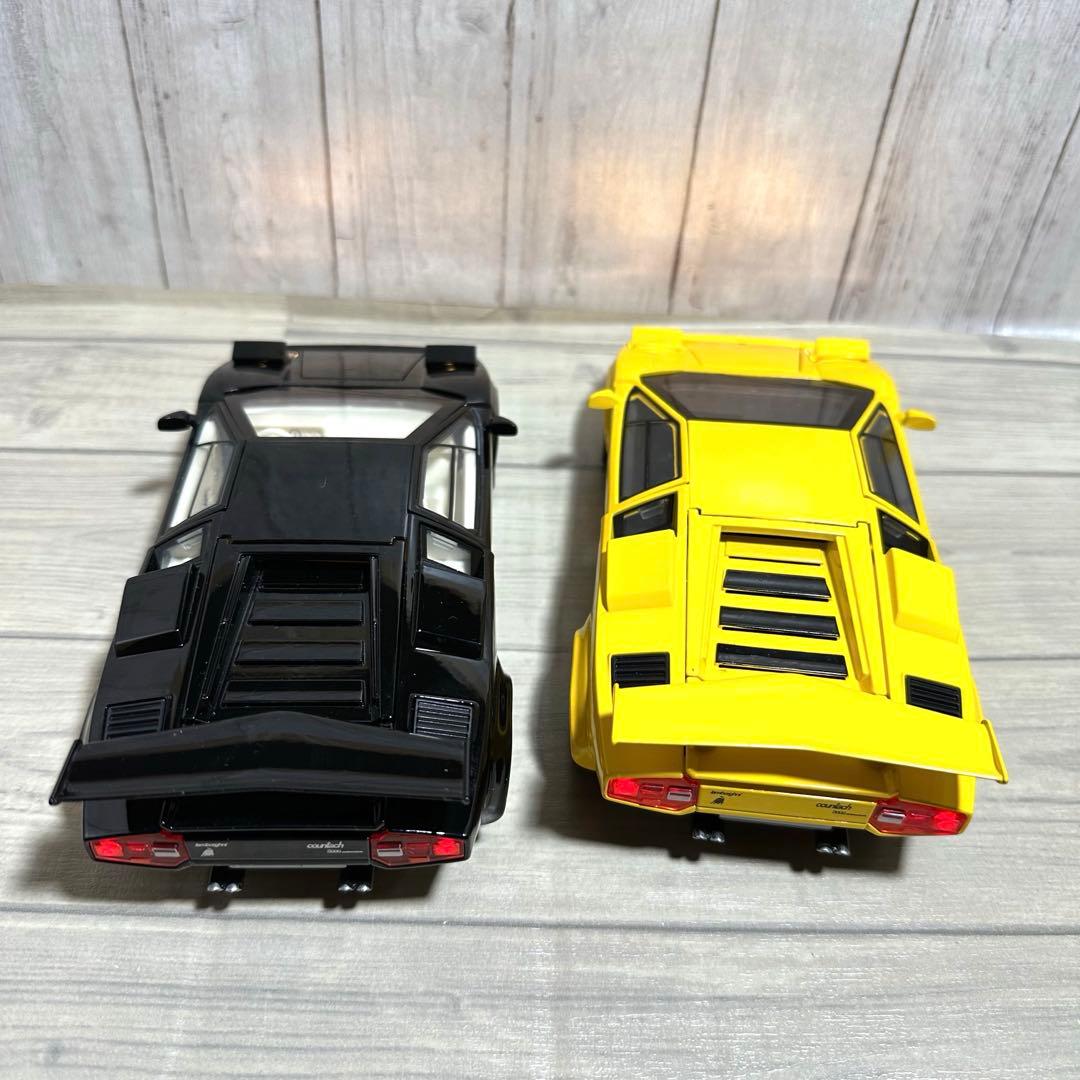 ランボルギーニ カウンタック 1/24 合金ミニカー　ブラック　黄色　二台セット
