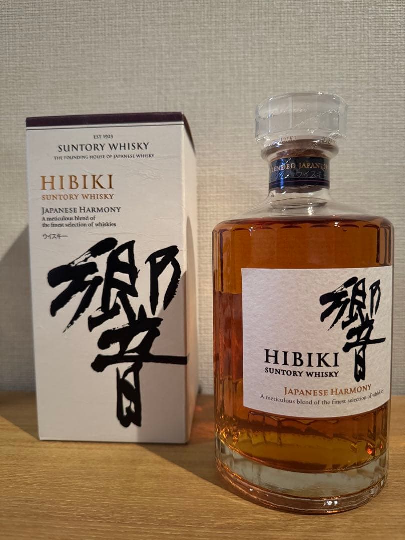 響Hibiki Japanese Harmony ウイスキー