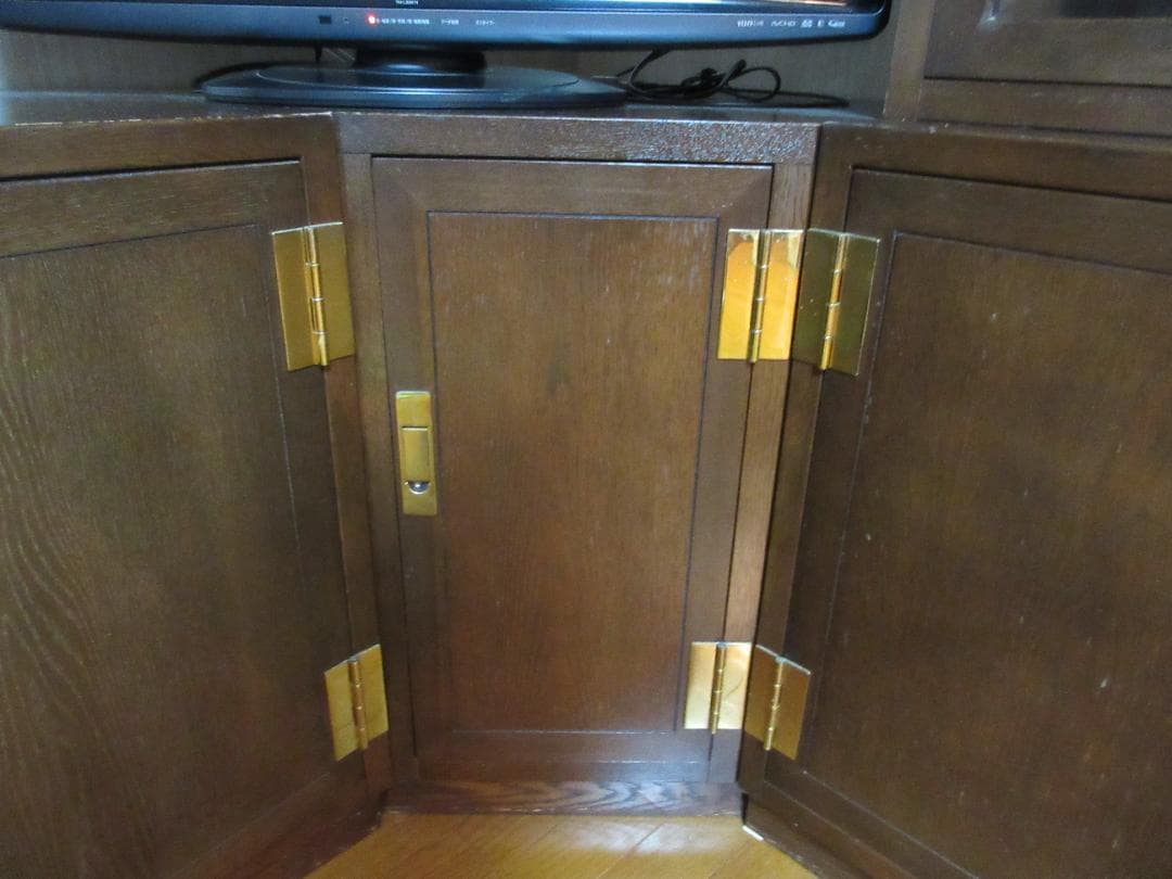 【ヴィンテージ　アンティーク】カリモク　ドマーニ　コーナーキャビネット　真ん中