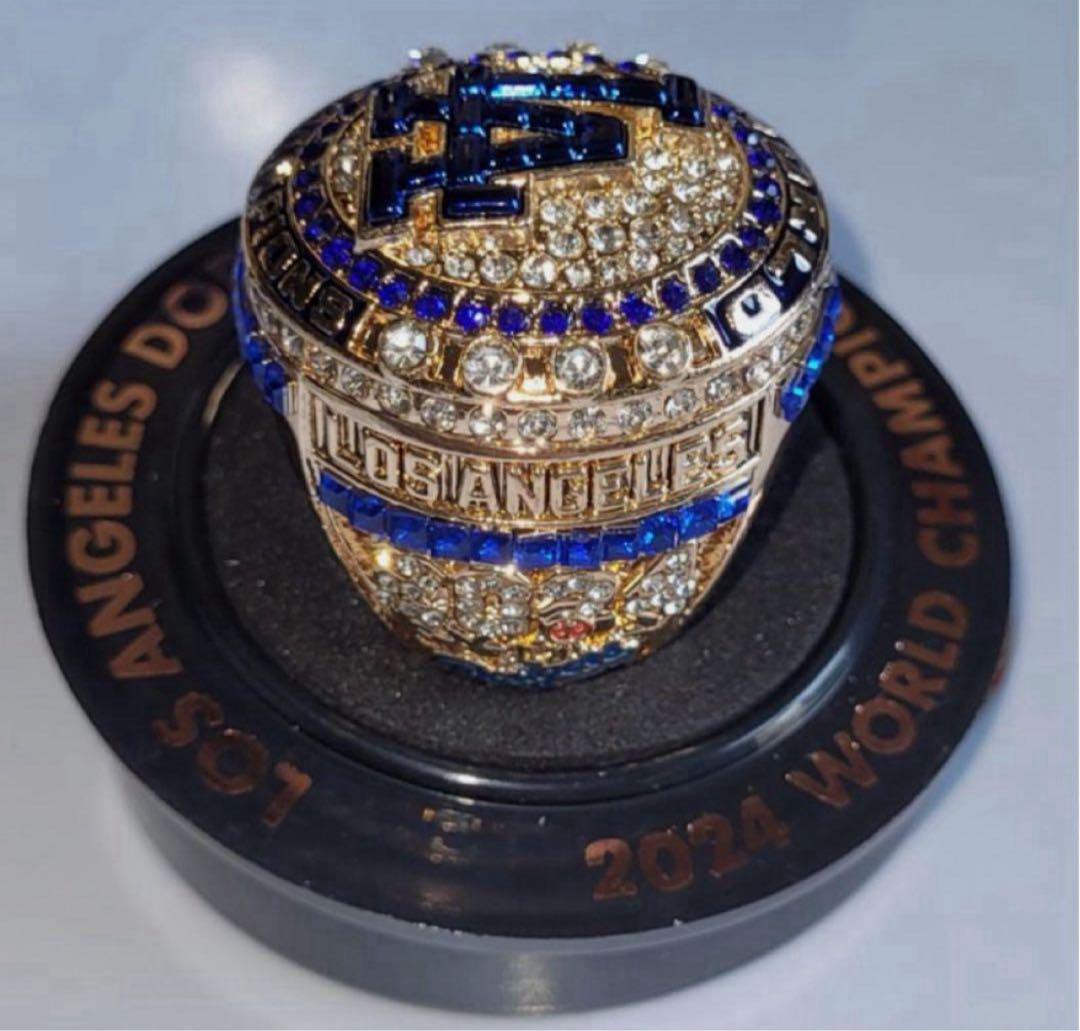 ロハス　リング　ワールドチャンピオン　ドジャース　来場者限定　8000個