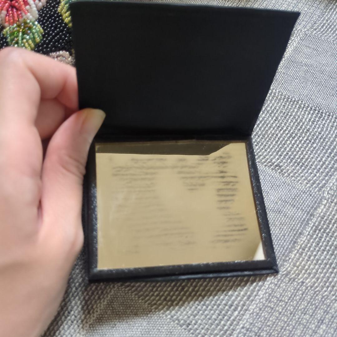 手刺繍　総ビーズバッグ 花柄　総柄 和装 がま口